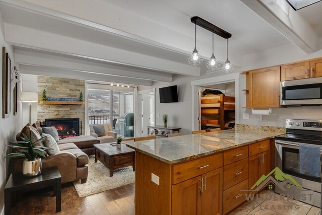 Building Photo - Amazing Views at this Fully Furnished Condo at the Lodge at Lake Dillon