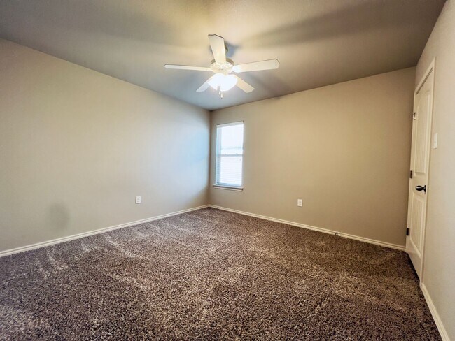 Building Photo - 3/2/2 Located in Lubbock-Cooper ISD