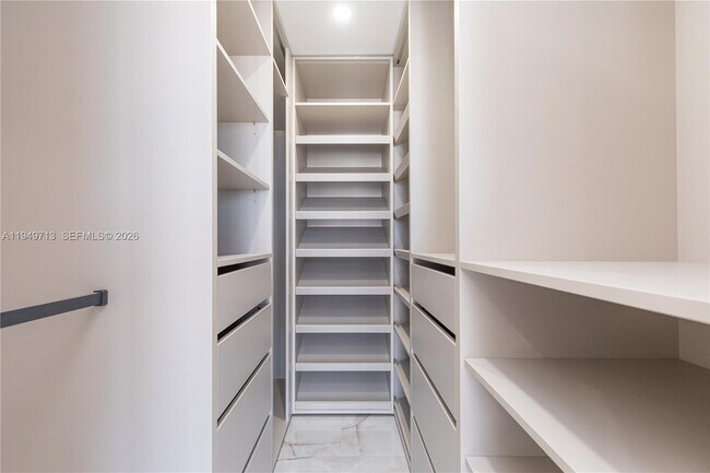 Building Photo - 2401 S Ocean Dr