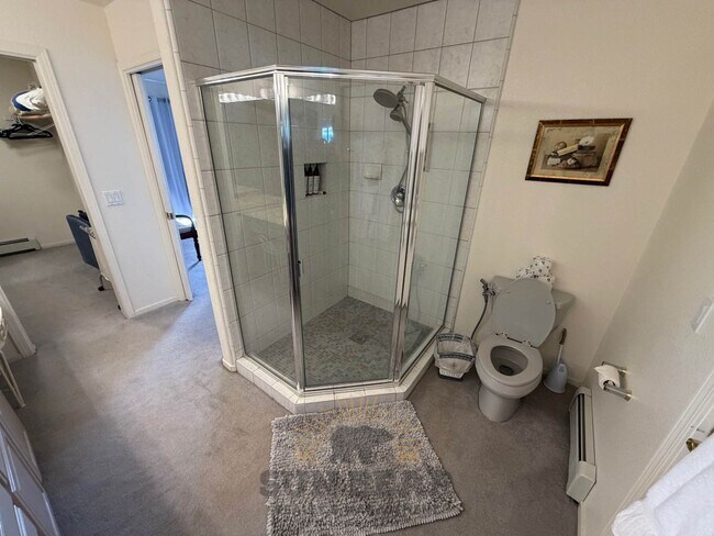 Building Photo - Gorgeous Lake View! 3 Bedroom in Incline Village!  Allows a cat!