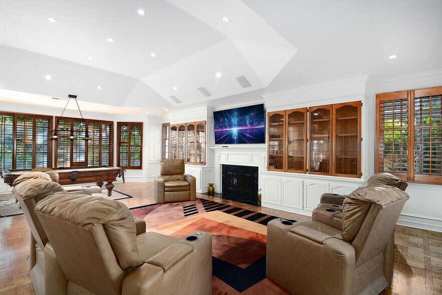 Building Photo - 29360 Castlehill Dr