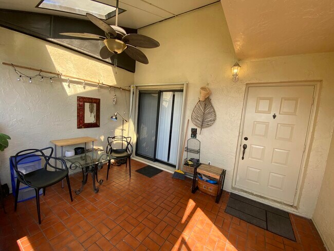 Building Photo - 5061 Nesting Way