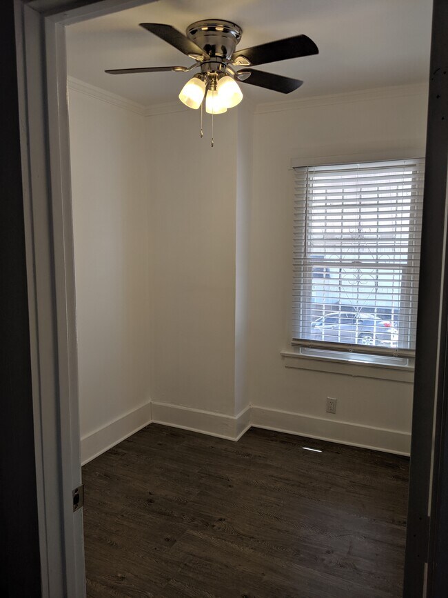 2nd bedroom - 603 Rosemont Ave