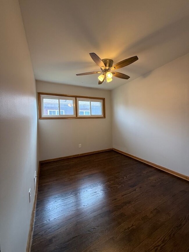 Building Photo - 4322n88tM