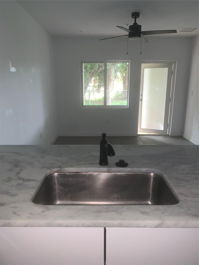 Building Photo - 816 NW 3rd St