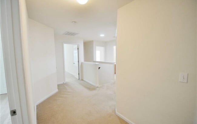 Building Photo - 1642 Ashmead Ln