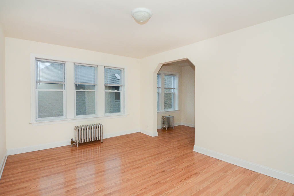 Building Photo - 2600 N Kimball Ave