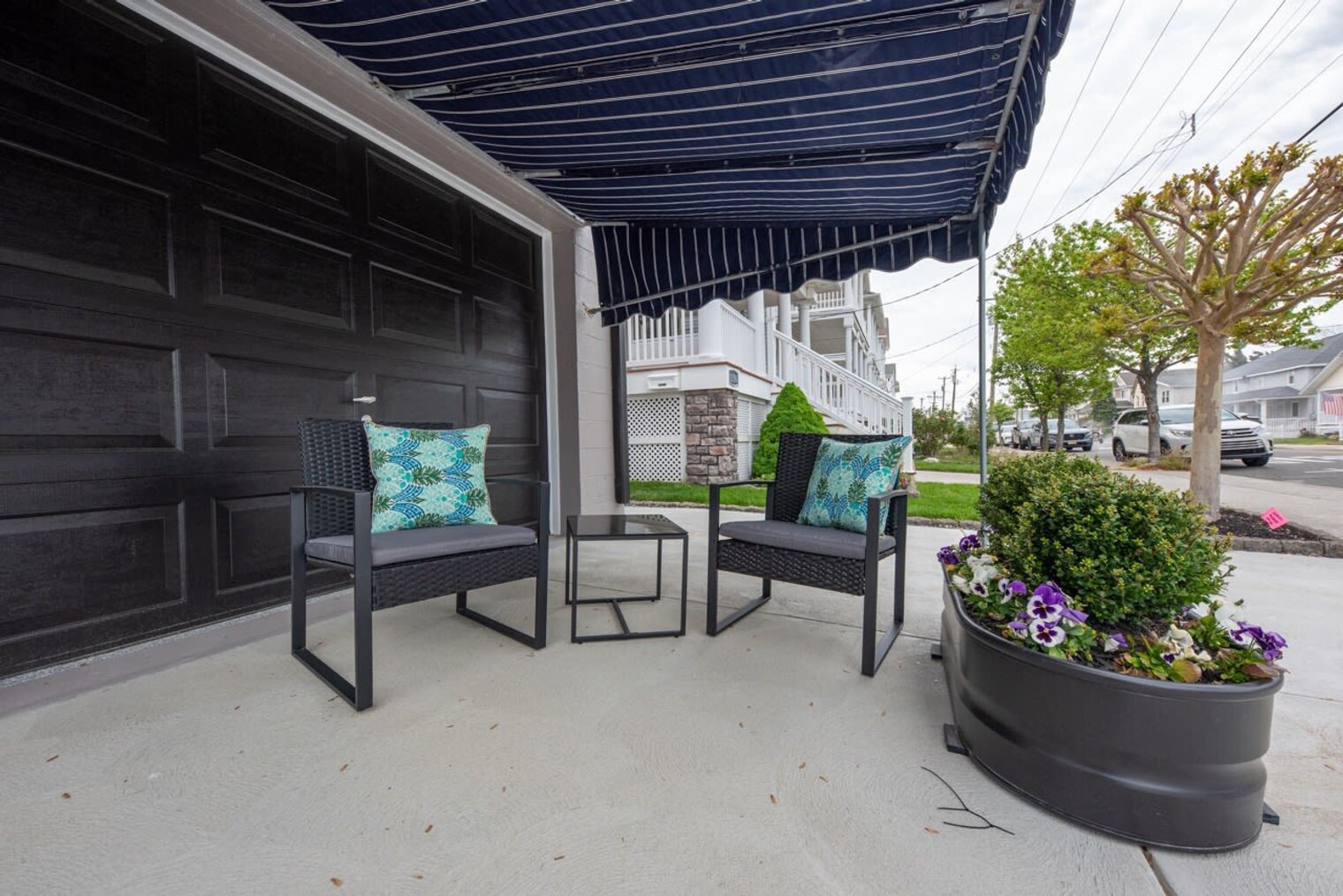 Building Photo - 1140 Simpson Ave