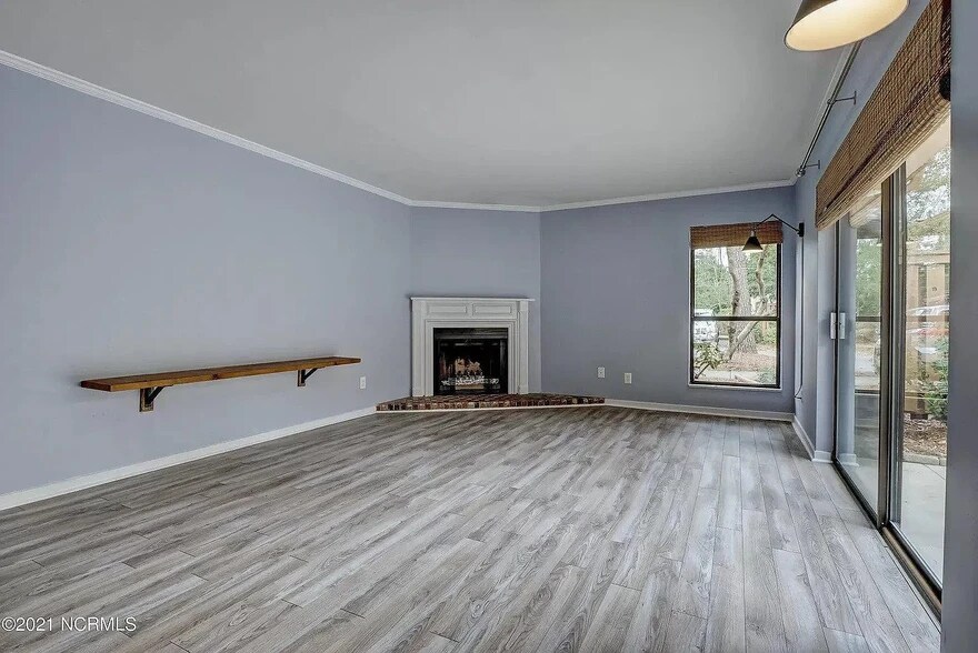 Building Photo - 1029 Birch Creek Dr