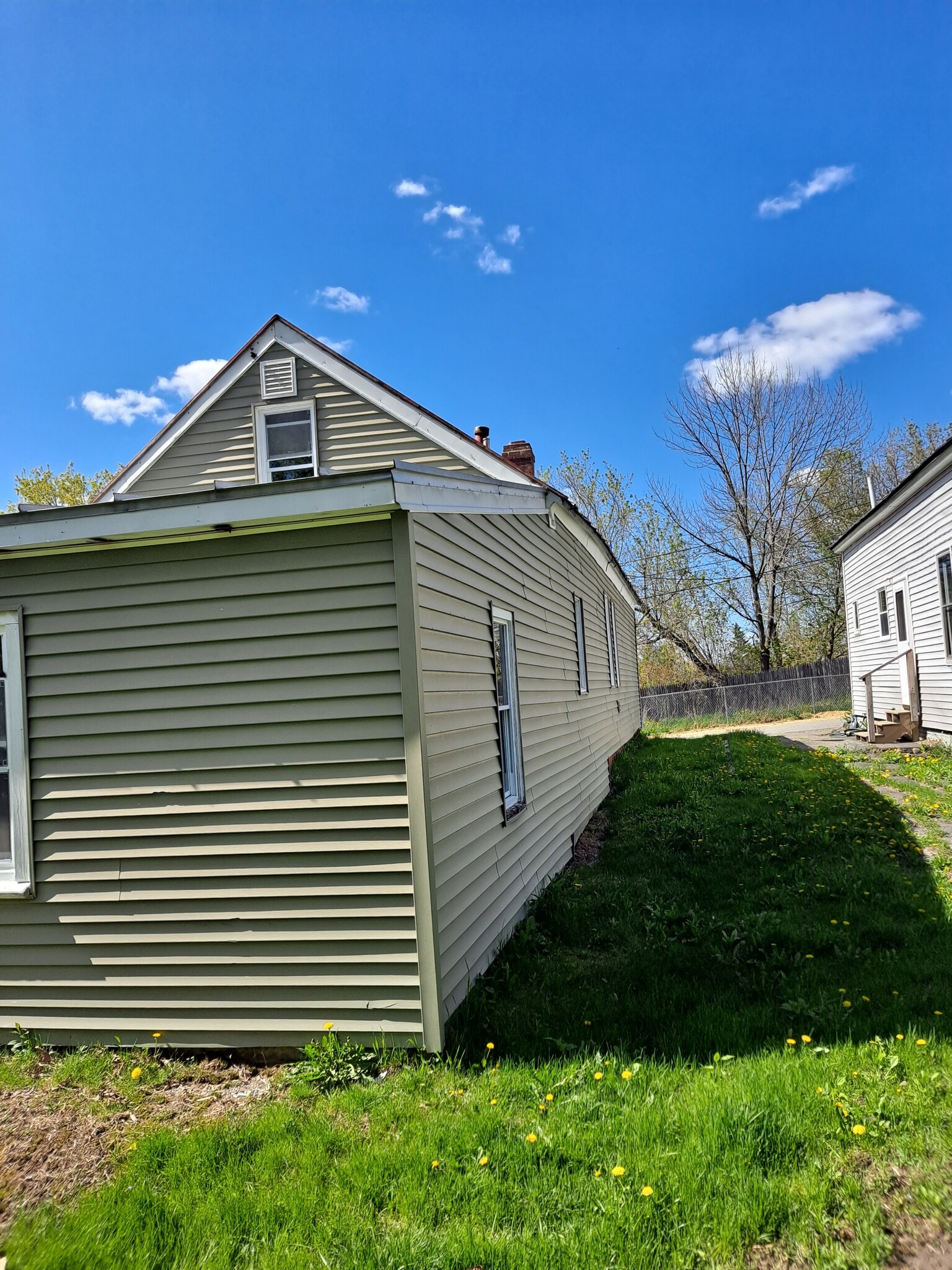 Building Photo - 22 Preble Hill Rd