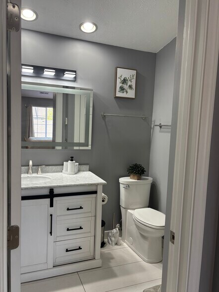 Building Photo - 248 Legends Creek Pl