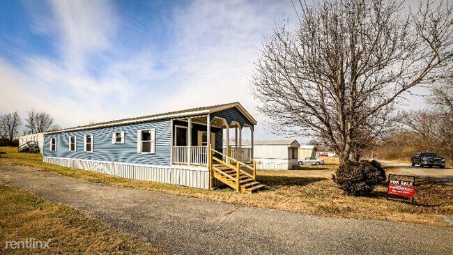 Building Photo - 3 br, 2 bath Mobile Home - 136 Sycamore Loop