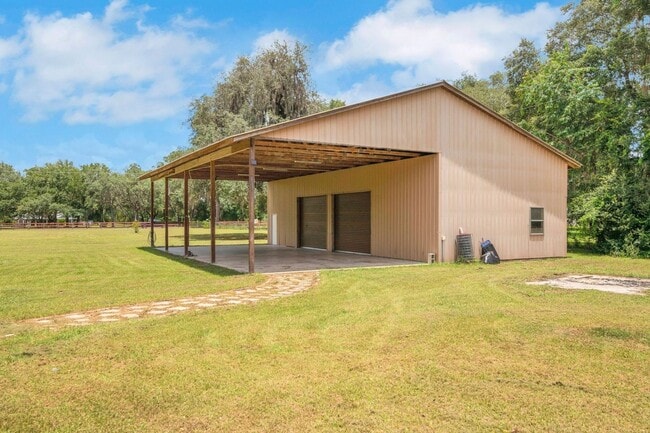 Building Photo - Spacious 4BR House in Citra