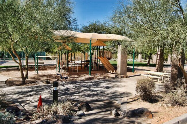 Building Photo - 11475 E Helm Dr