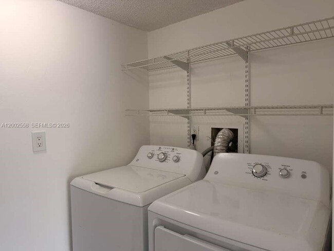 Building Photo - 5760 Rock Island Rd