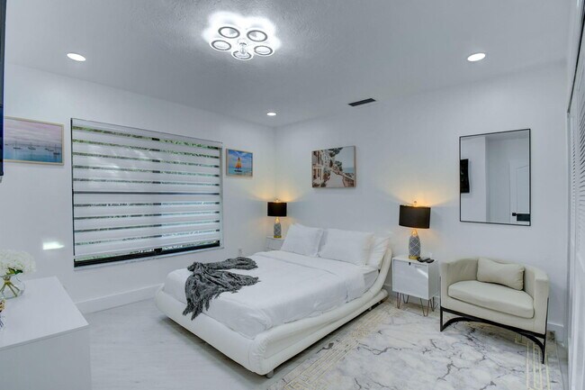 Building Photo - 13302 Doubletree Cir