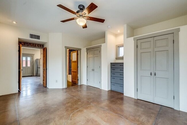 Building Photo - Southwest Charm in the Heart of Tucson – D...