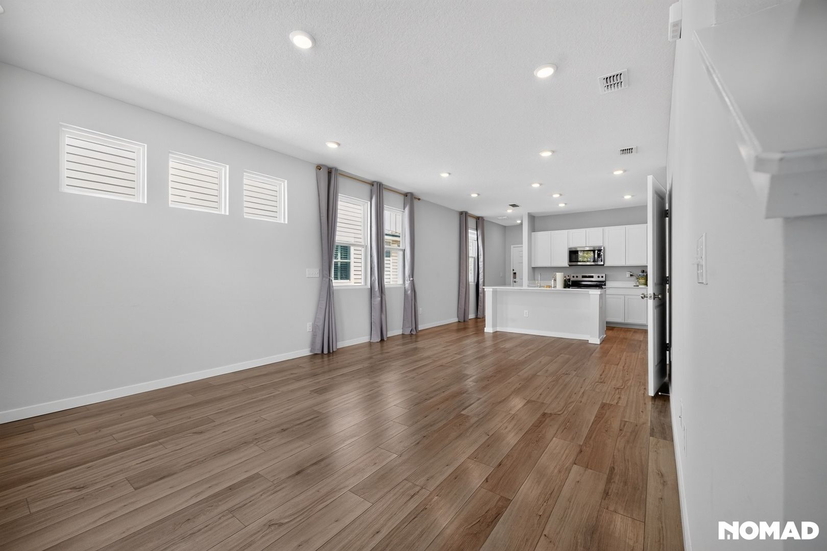 Building Photo - 14499 Macadamia Ln