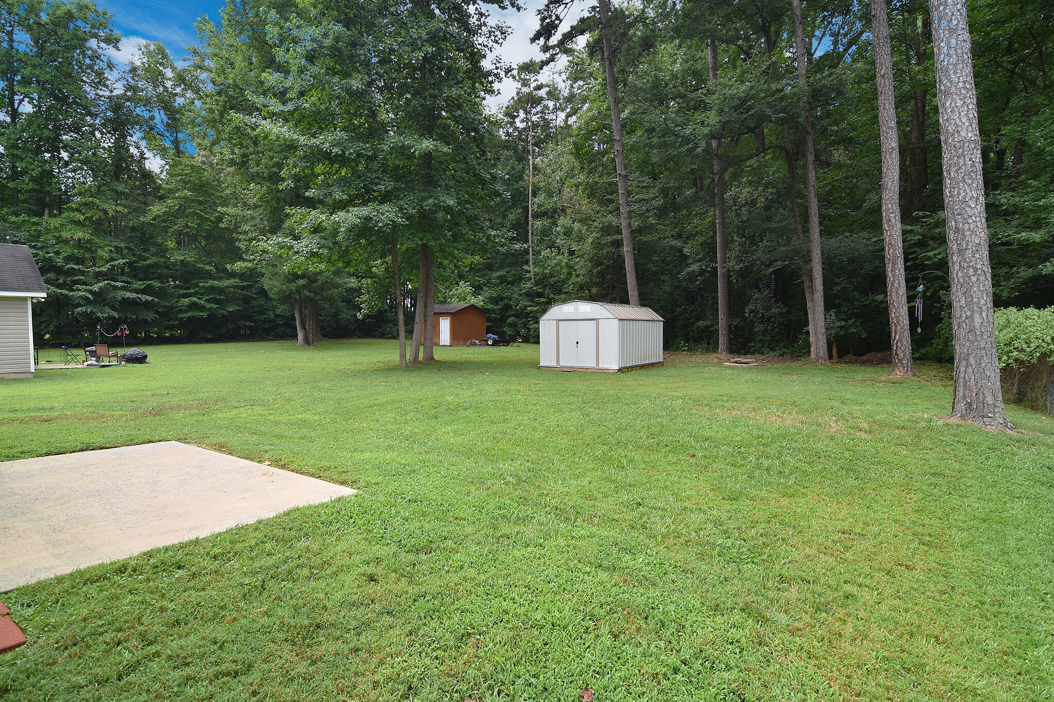 Back Yard and Storage Shed - 6825 Sullins Rd
