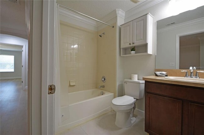 Building Photo - 11925 Greengate Dr