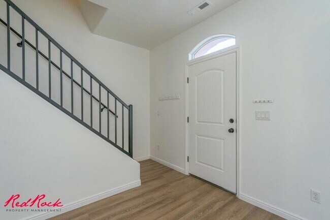 Building Photo - 2075 S Sir Monte Dr