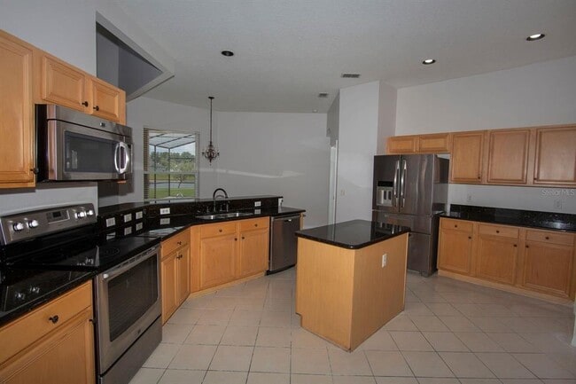 Building Photo - 664 Cedar Forest Cir