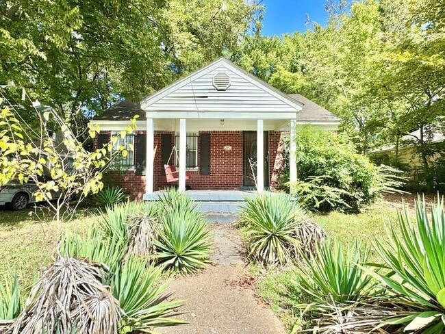 Building Photo - 3350 Hardin Ave