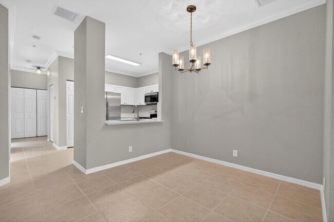 Building Photo - 160 Village Blvd