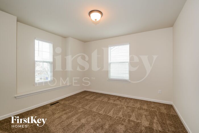 Building Photo - 104 Shire Dr