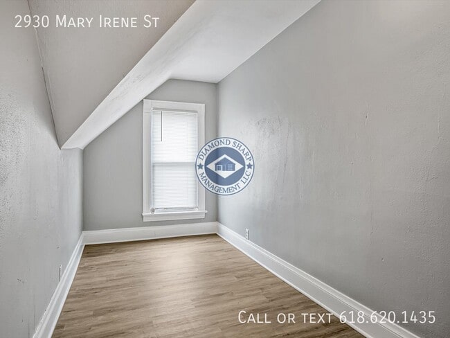 Building Photo - 2930 Mary Irene St