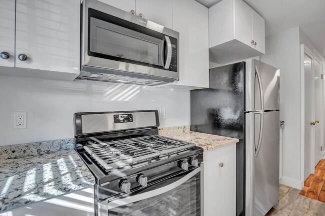 Building Photo - 44 Trumbull St