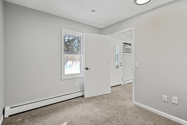 Building Photo - 16601 Eldorado St NW