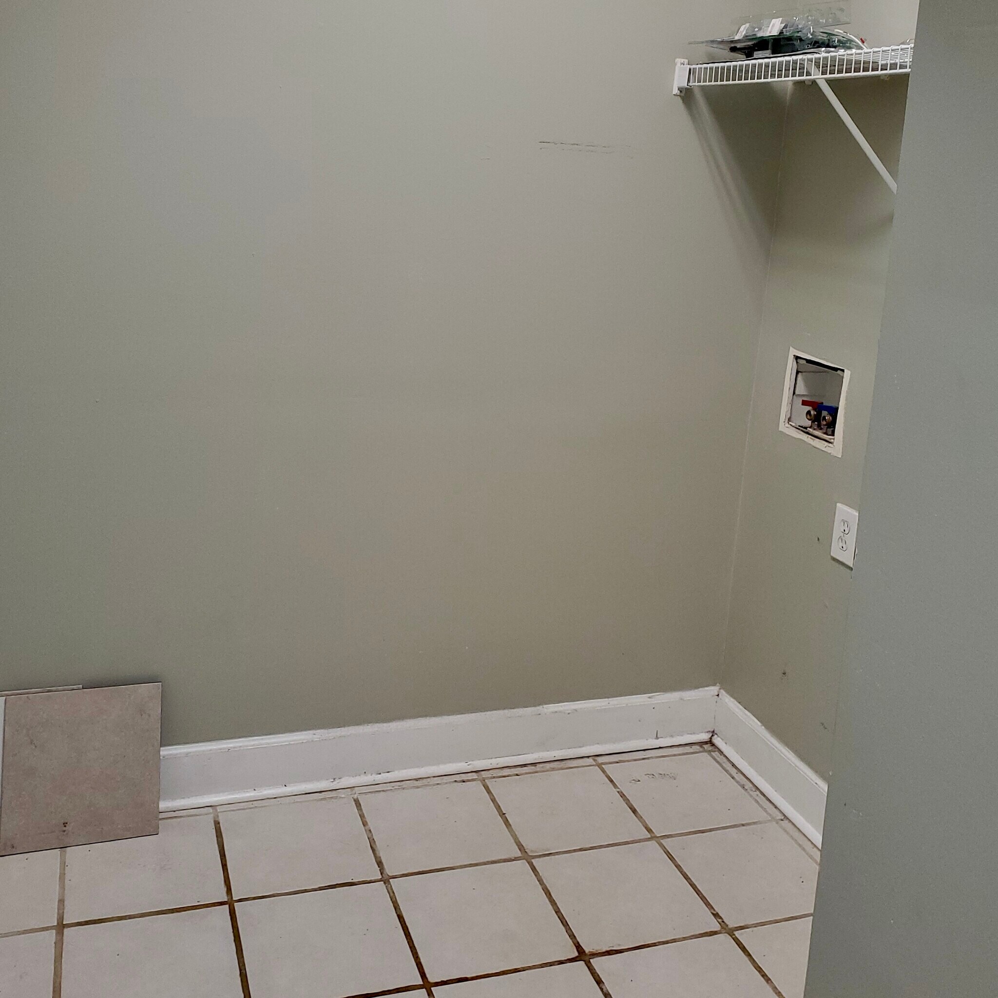 Laundry Room - 8082 Veterans Pky