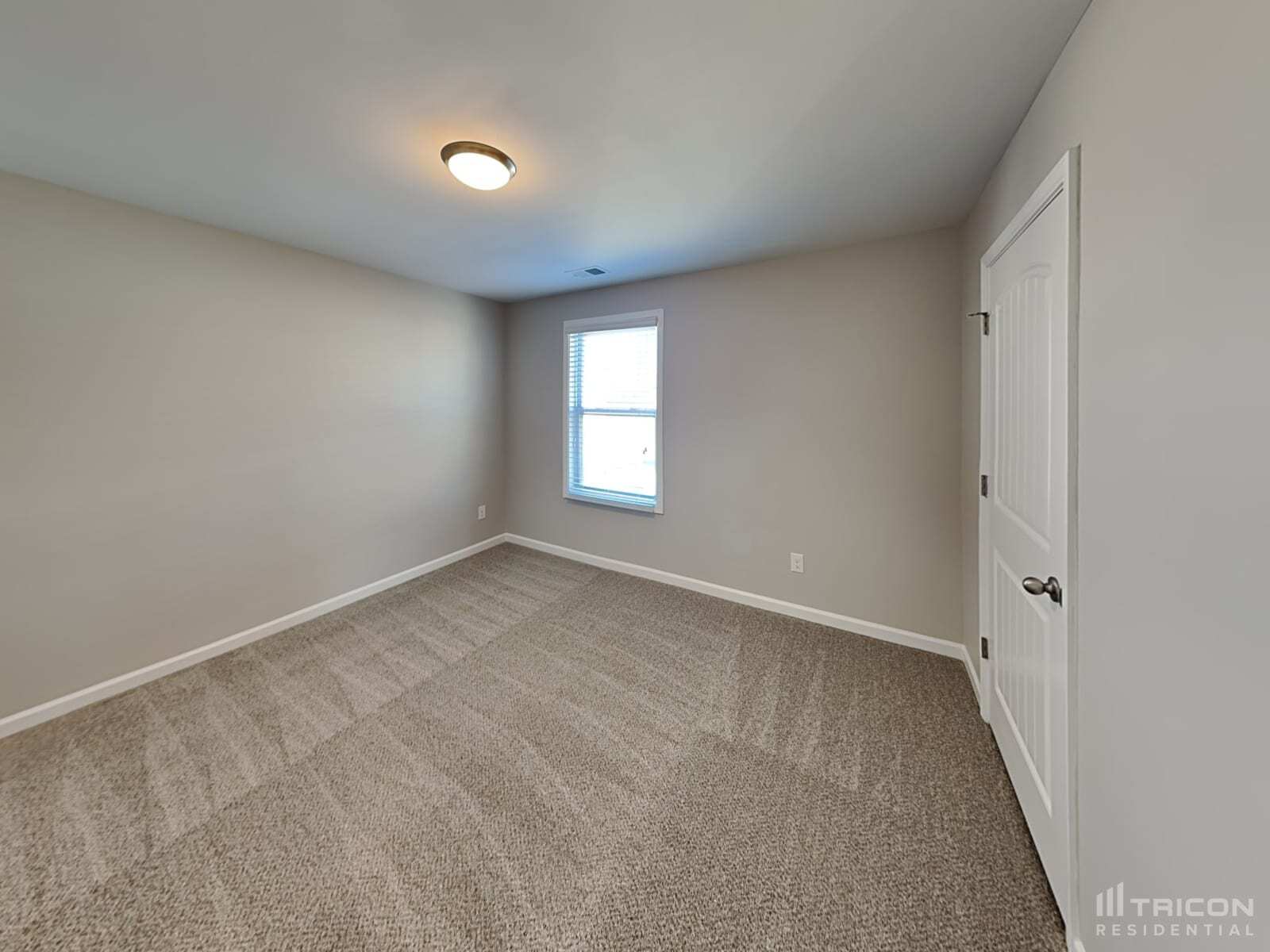 Building Photo - 3034 Butterfield Ave
