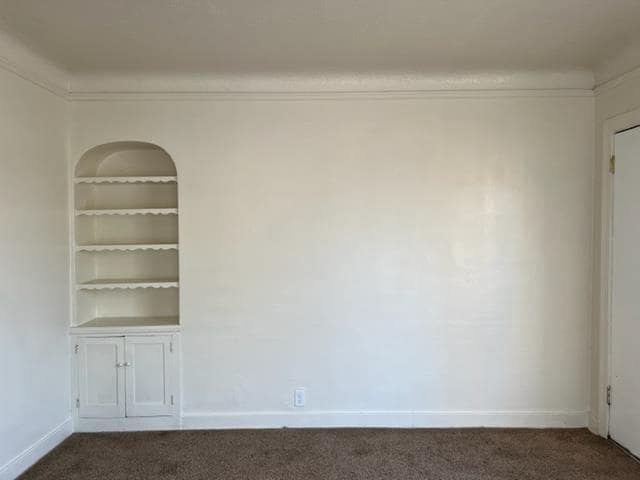 Building Photo - 516 N White St