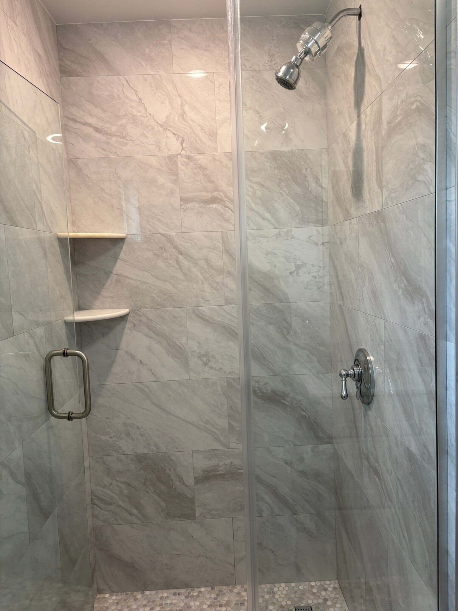 Building Photo - 595 Main St