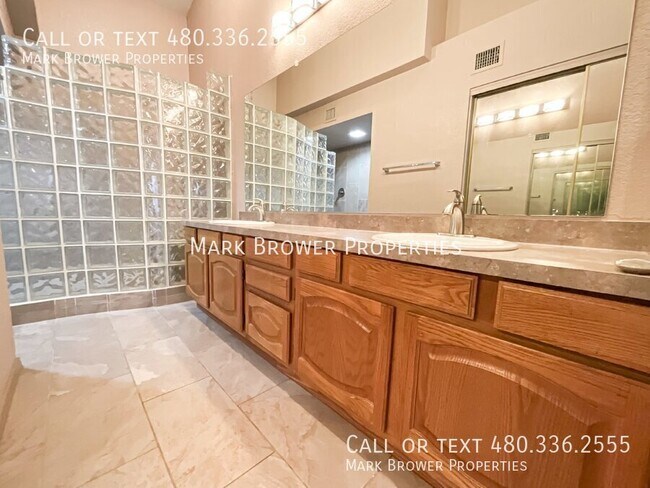 Building Photo - 9276 E Sutton Dr