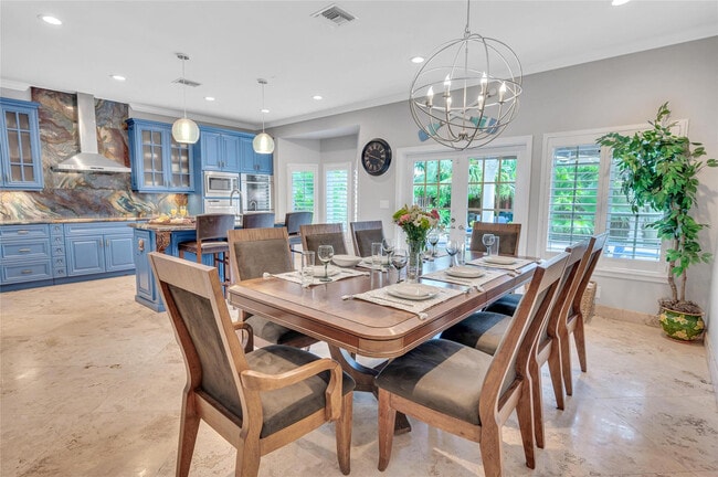 Building Photo - 3316 NE 16th St