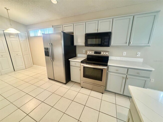 Building Photo - 7724 Water Oak Ct
