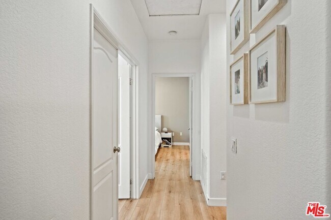 Building Photo - 17969 Lost Canyon Rd