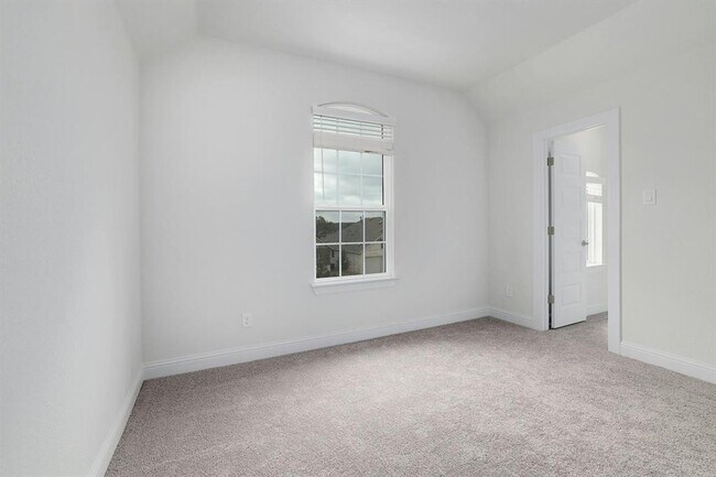 Building Photo - 2040 Base Burner Path