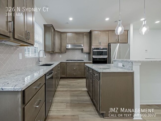 Building Photo - 326 N Sydney Ct