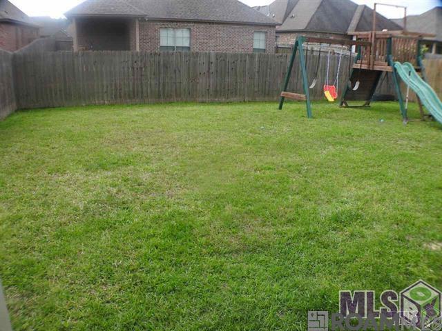 Building Photo - 15070 Coldwater Dr