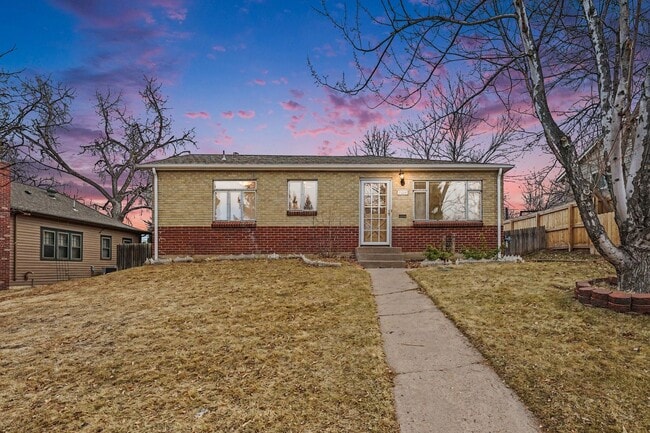 Building Photo - 3Bed/1Bath Home in Littleton