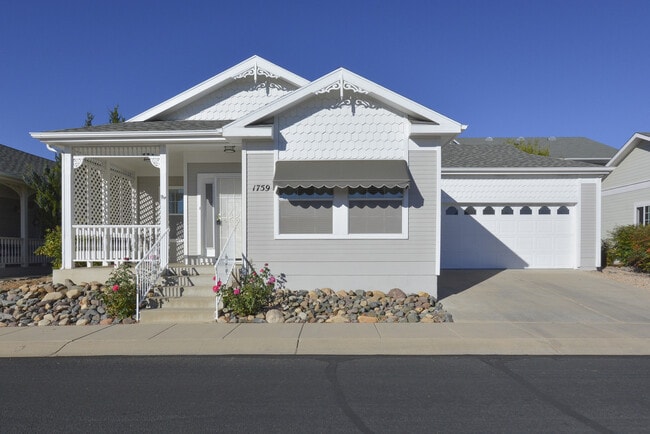 Primary Photo - Home for rent in active 55+ community!