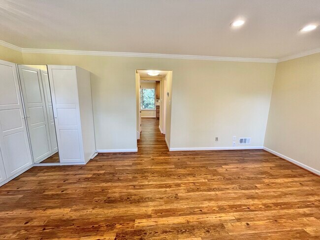 Building Photo - 1661 Westwind Way