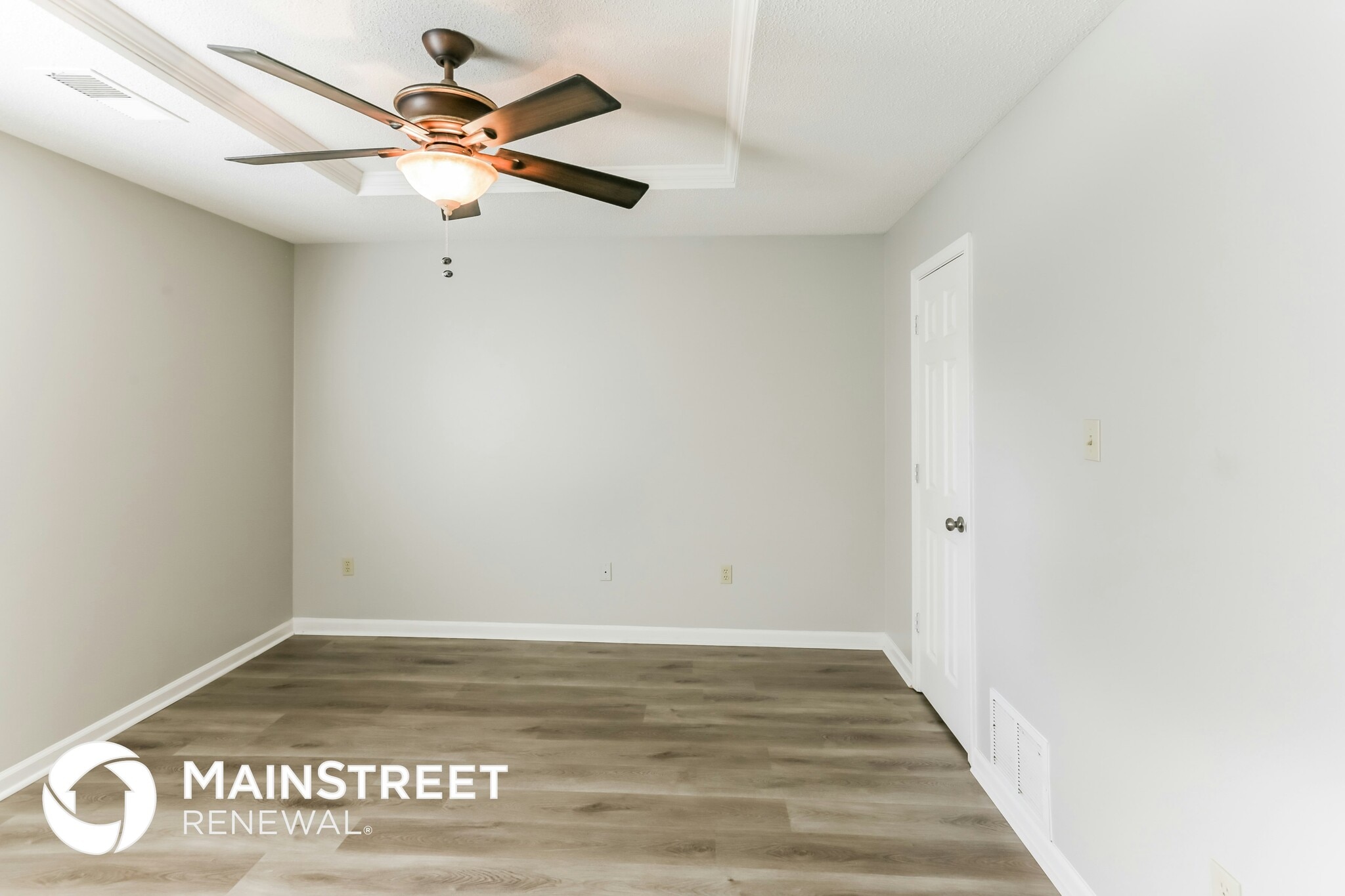 Building Photo - 6915 Blackthorn Dr