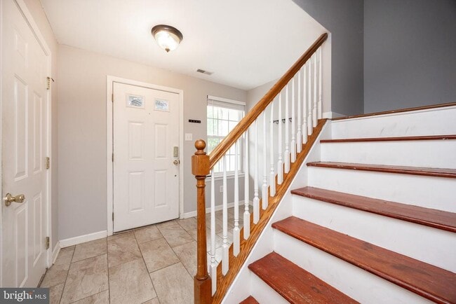 Building Photo - 2717 Fynamore Ln