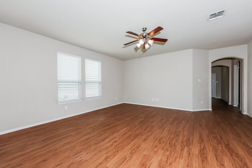 Building Photo - 10973 Caldwell Ln