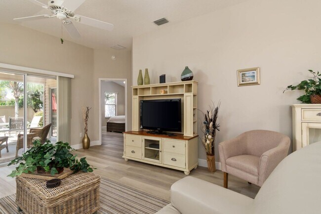 Building Photo - Furnished Annual Rental - Village of Hadley